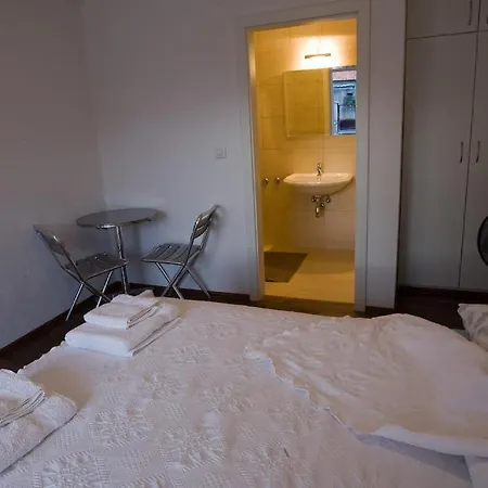 Apartment Doublebedroom 1 *